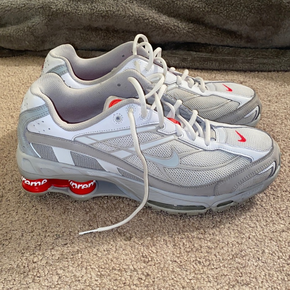 Nike Supreme Shox
